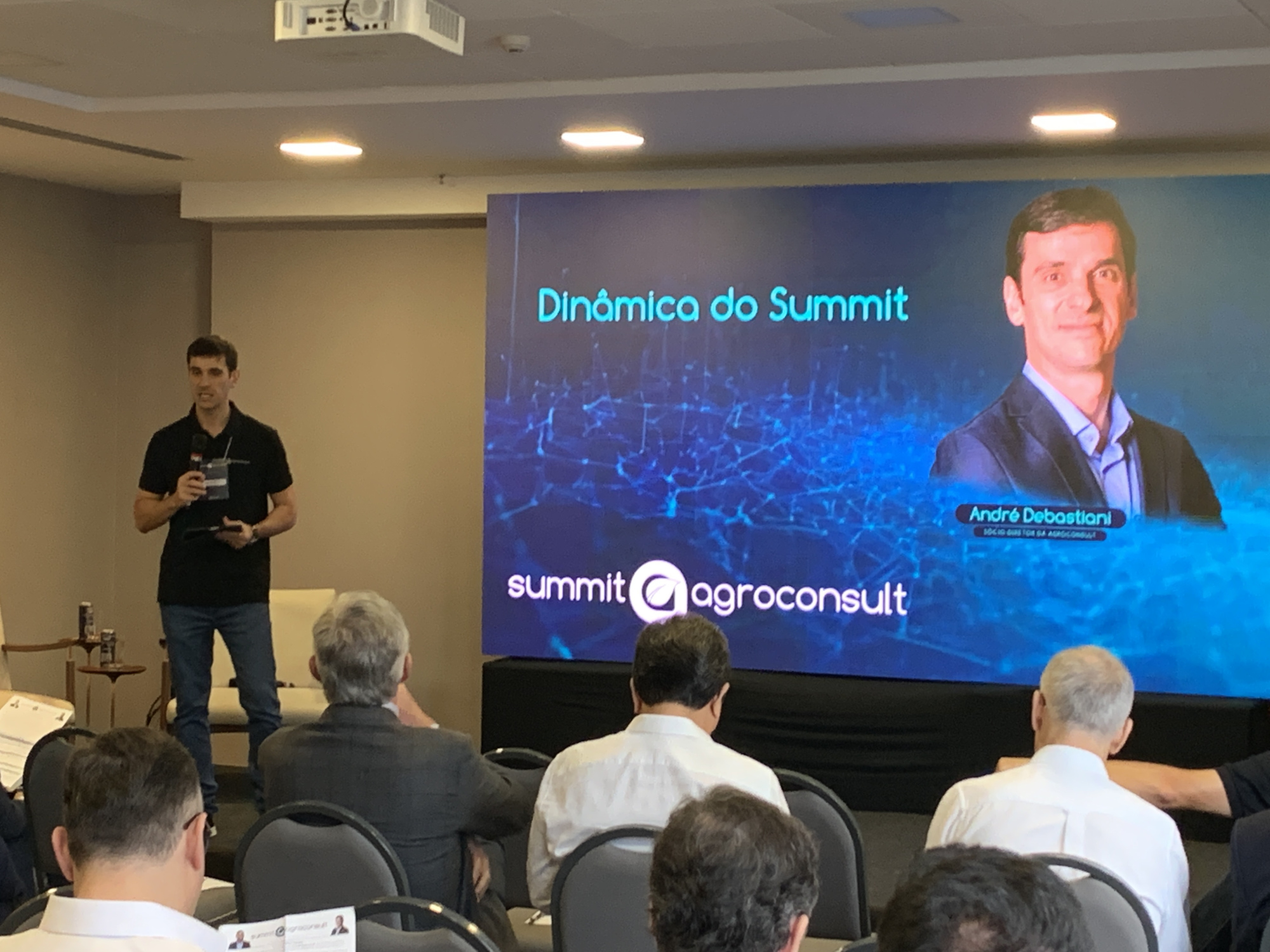 Summit Agroconsult discute o futuro do agronegócio brasileiro