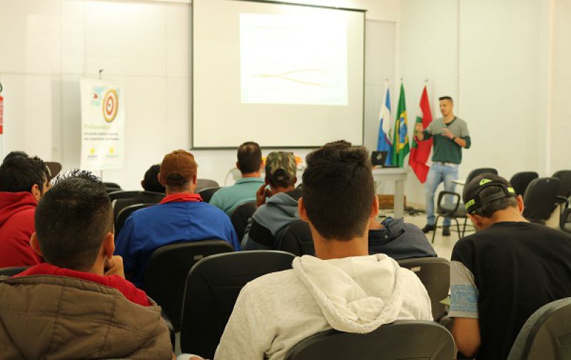 Colaboradores do Setor Operacional participaram do Curso NR 35