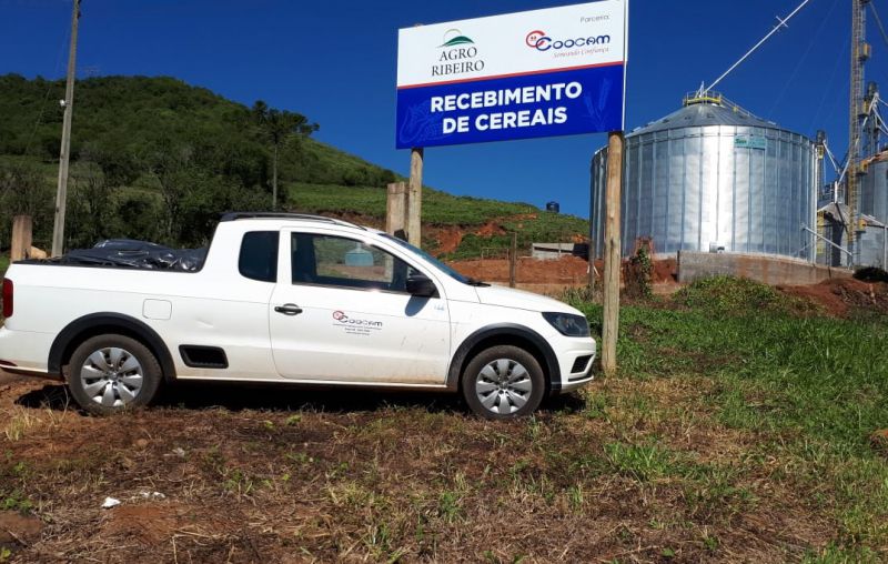 Coocam firma parceria com Agro Ribeiro para recebimento de cereais em São José do Cerrito