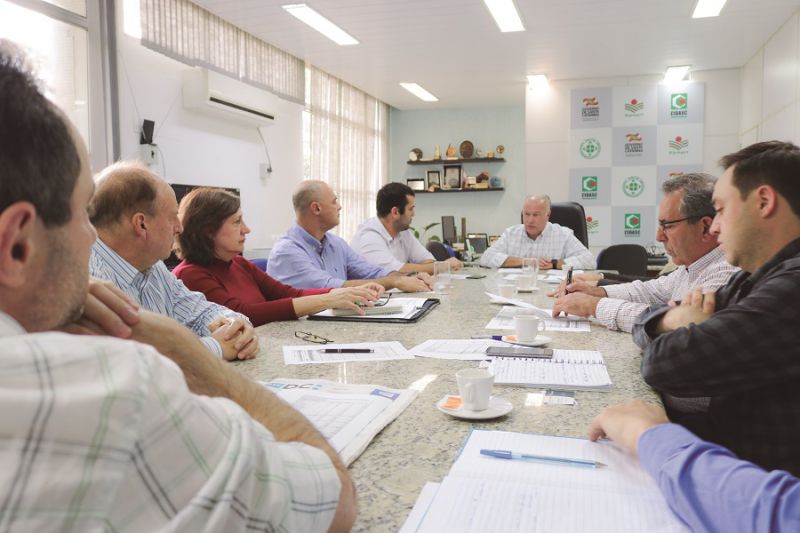 Presidente da Coocam participou de reunião com o Governo do Estado de SC