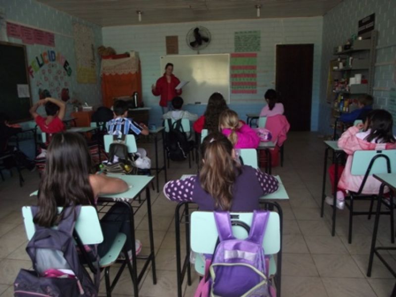 Coocam e Syngenta fazem avaliação do trabalho realizado pelas escolas participantes do Escola no Campo