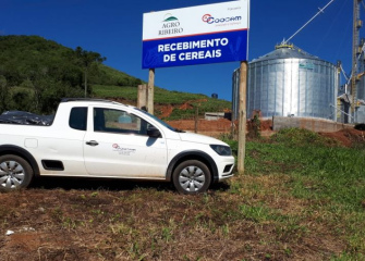 Coocam firma parceria com Agro Ribeiro para recebimento de cereais em São José do Cerrito